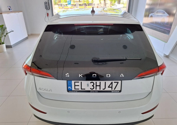 Skoda Scala cena 108900 przebieg: 4200, rok produkcji 2023 z Zielonka małe 137